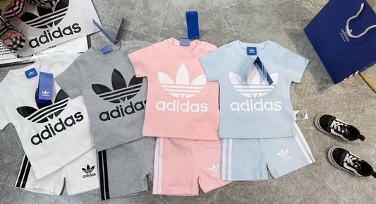 Adidas 上下套裝