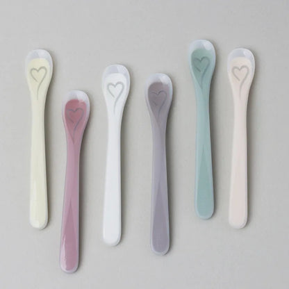 Platinum silicone heart-shaped food supplement spoon